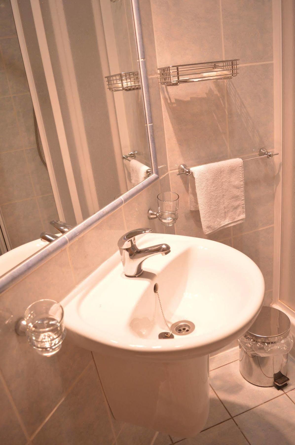 Hotel Claris 3*