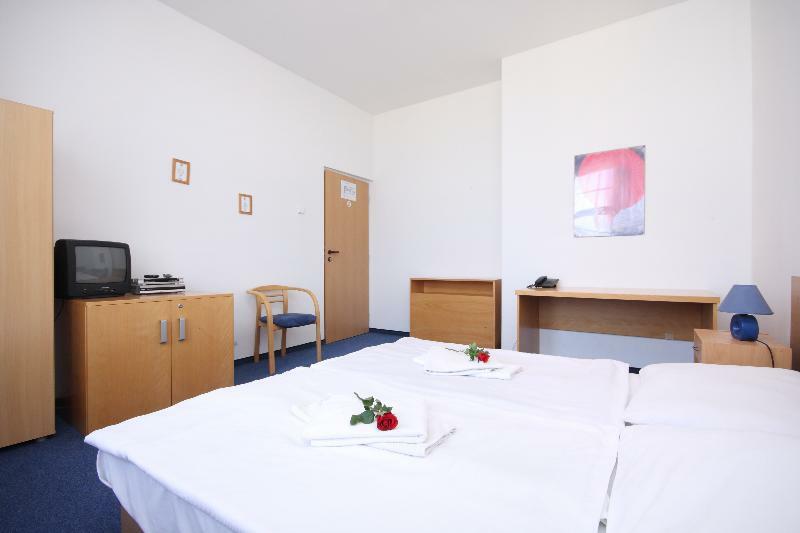 Claris Hotel Praga