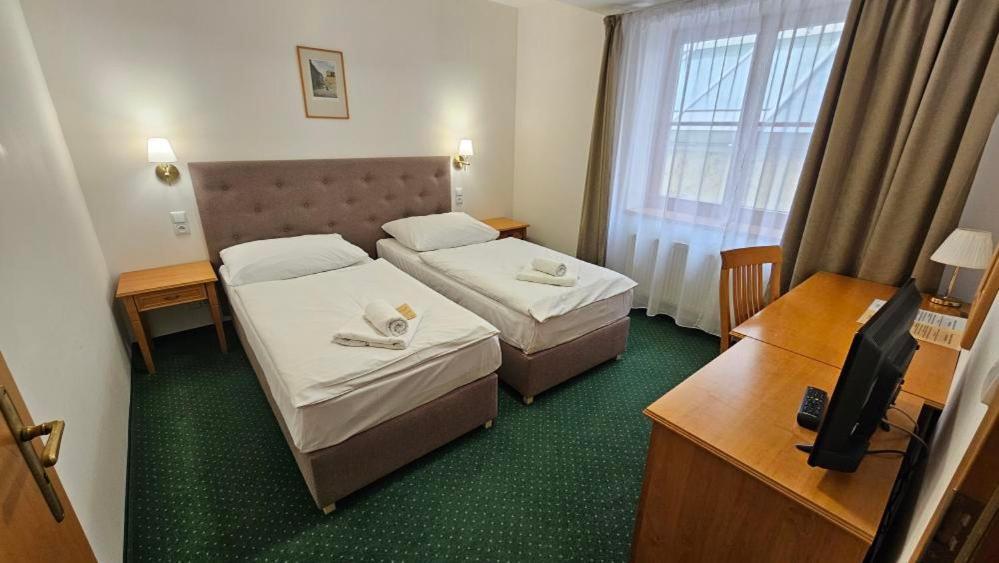 Claris 3* Praga