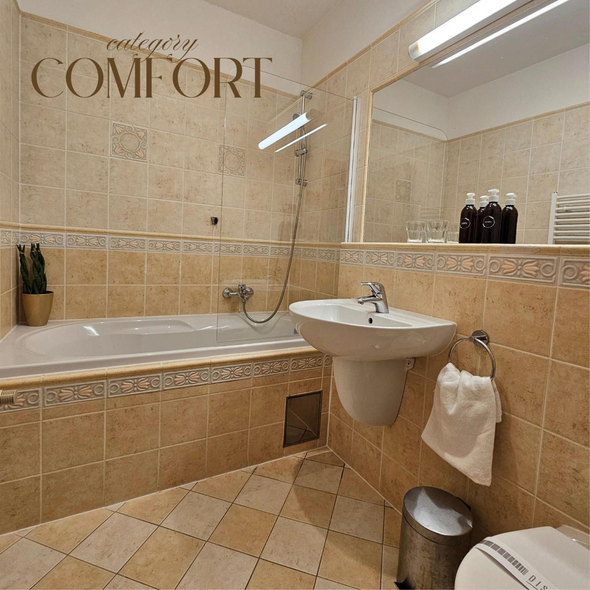 Claris Hotel Praga